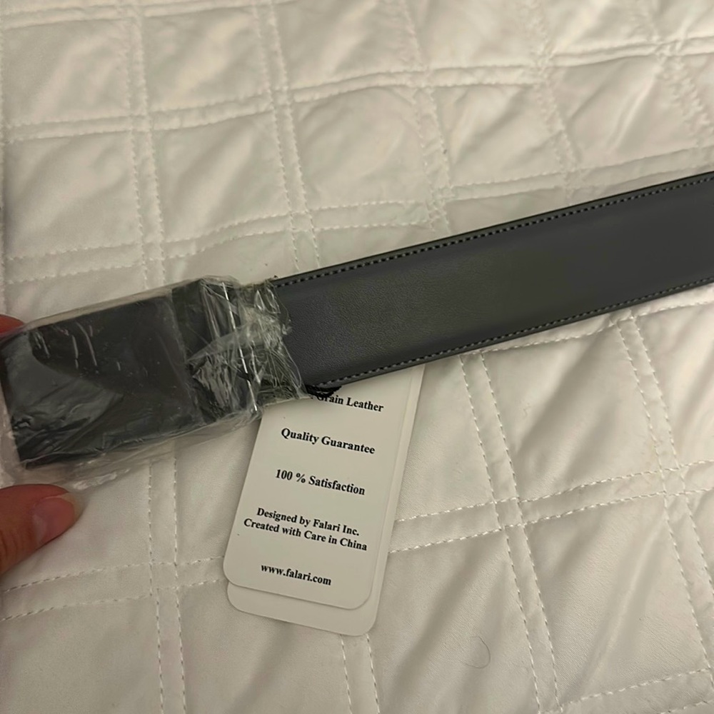 NWT Men’s leather belt XL